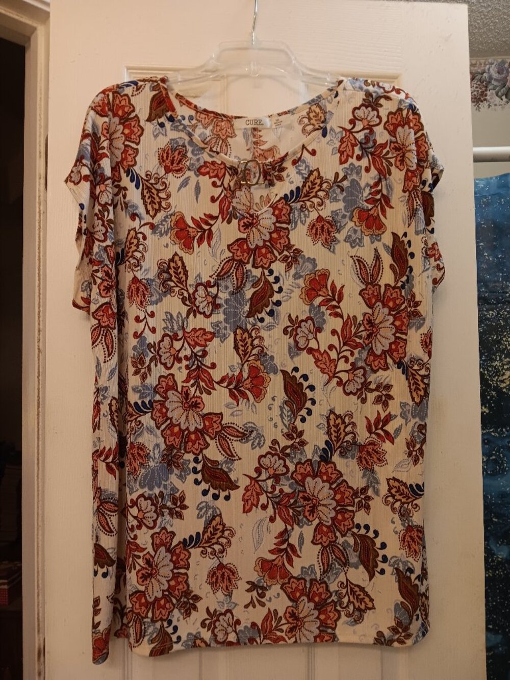 Cure. Cap Sleeve Pull Over Multicolored Blouse in Size 2X